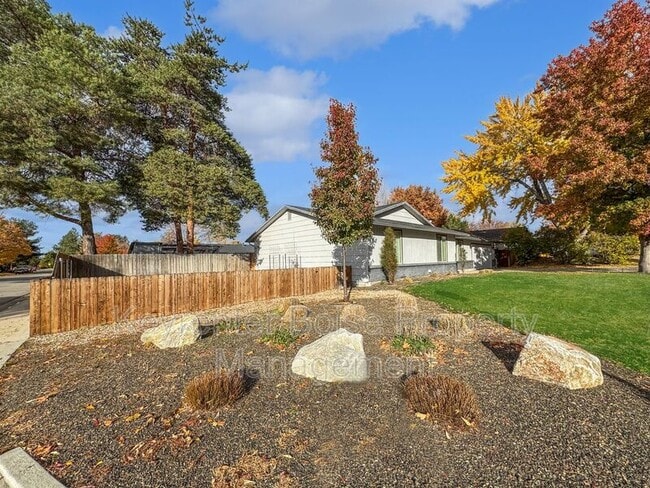 Foto del edificio - 4727 Arrowhead Way