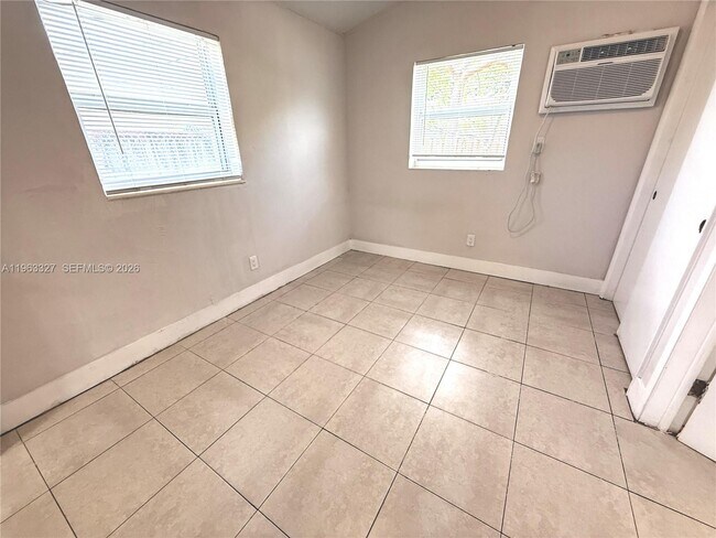 Foto del edificio - 209 SW 14th St