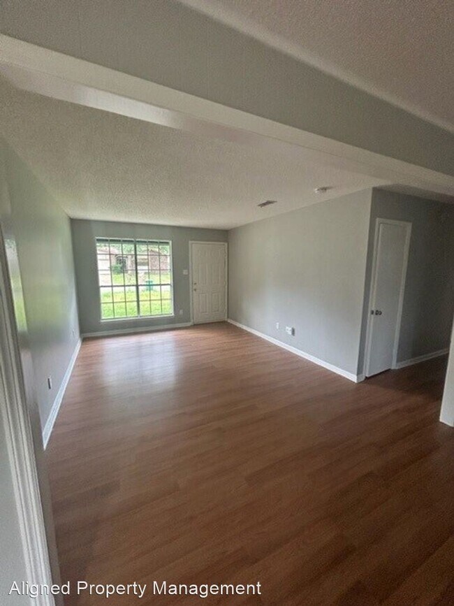Foto del edificio - 3 br, 2 bath House - 17 Valerie Court