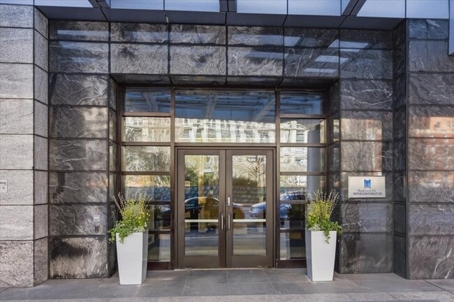 Foto del edificio - 500 Atlantic Ave