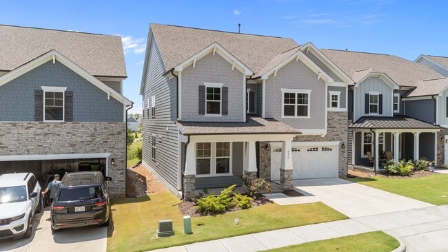 Building Photo - 824 Summit Crest Ct