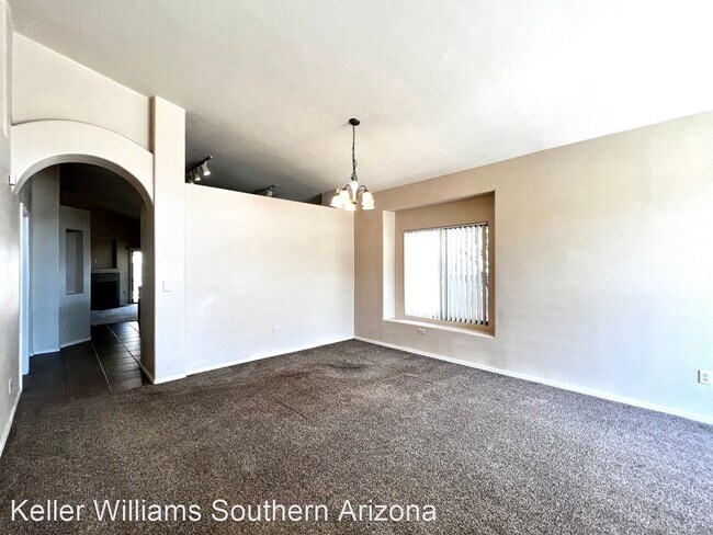 Foto del edificio - 4 br, 2 bath House - 14270 S Avenida Del P...
