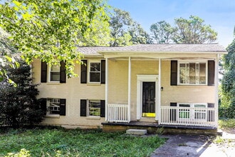 Building Photo - 8202 Kendrick Rd