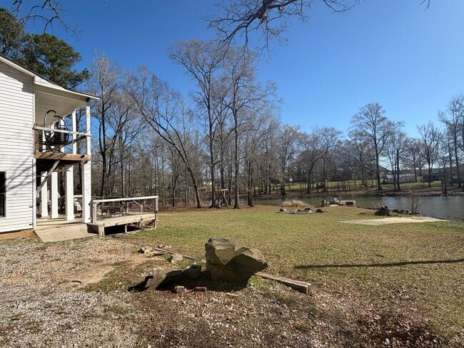 Building Photo - 179 Morninglow Dr