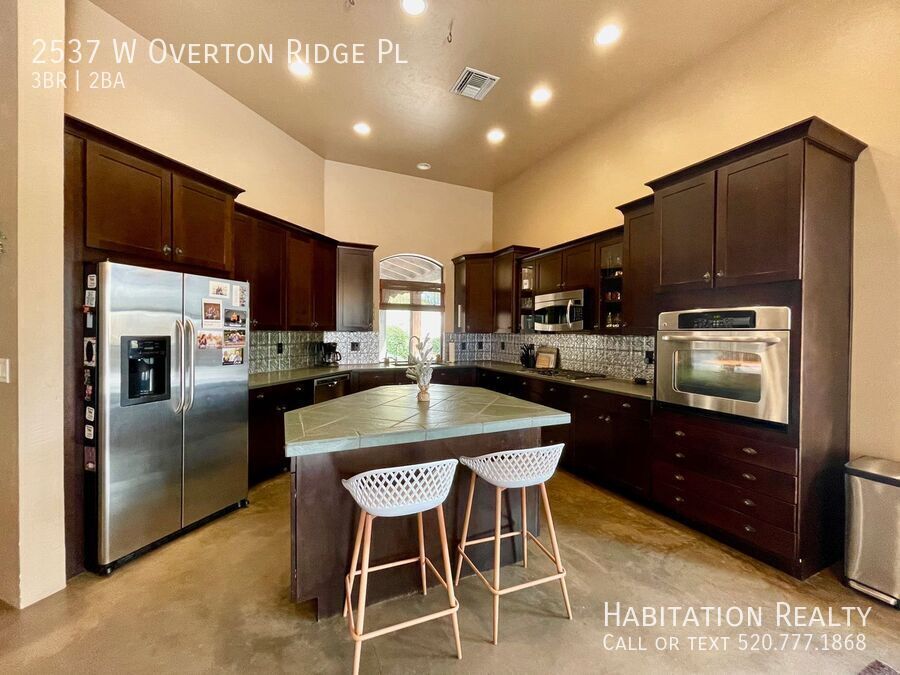 Foto principal - 2537 W Overton Ridge Pl
