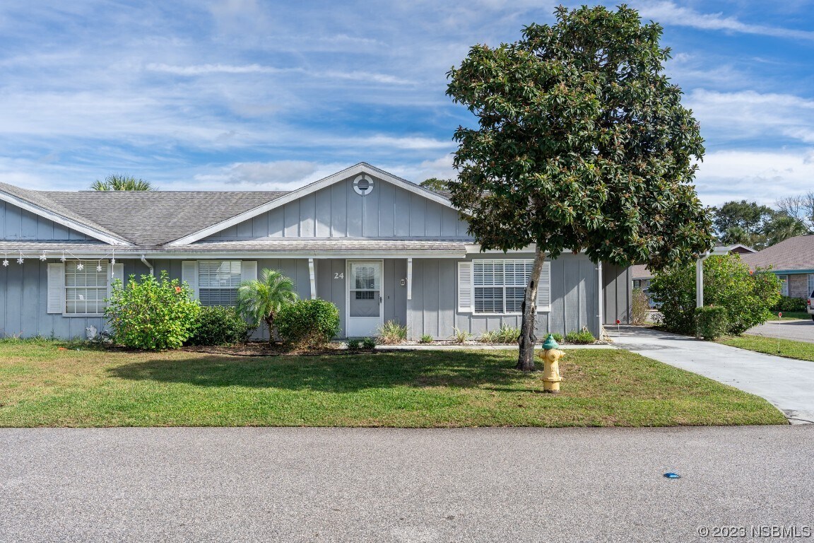 24 Sandra Cir, New Smyrna Beach, FL 32168 Townhome Rentals in New