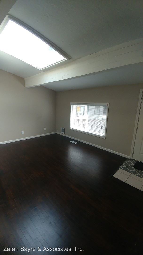 Foto del edificio - 12225 8th Ave S