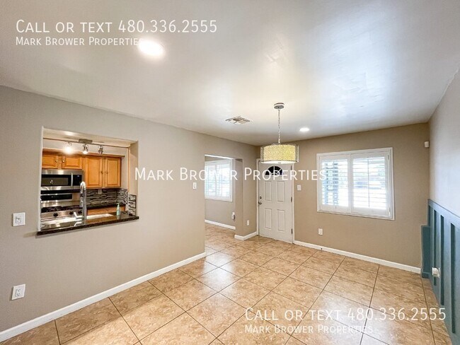 Foto del edificio - 8117 N 12th St