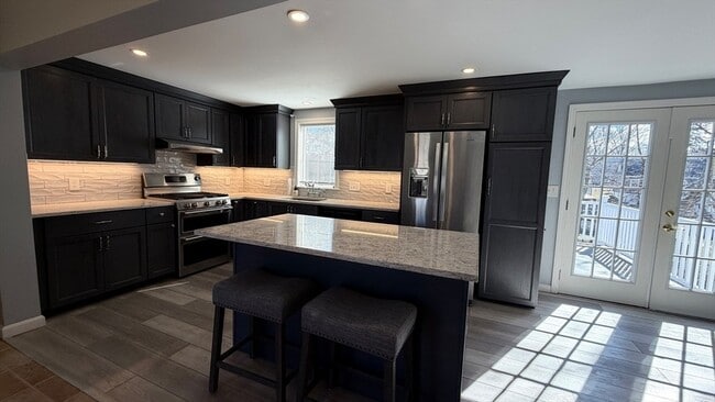 Building Photo - 23 Orchard Ave