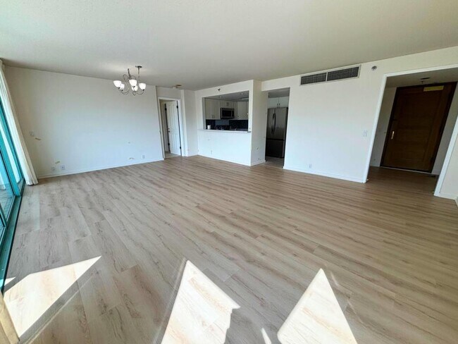 Foto del edificio - 1341 Kapiolani Blvd