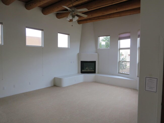 Building Photo - 12700 Desert Sky Ave NE