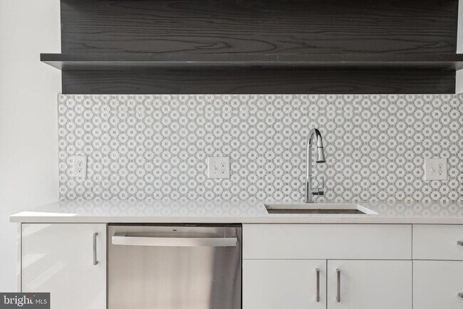 Foto del edificio - 1201 Vine St