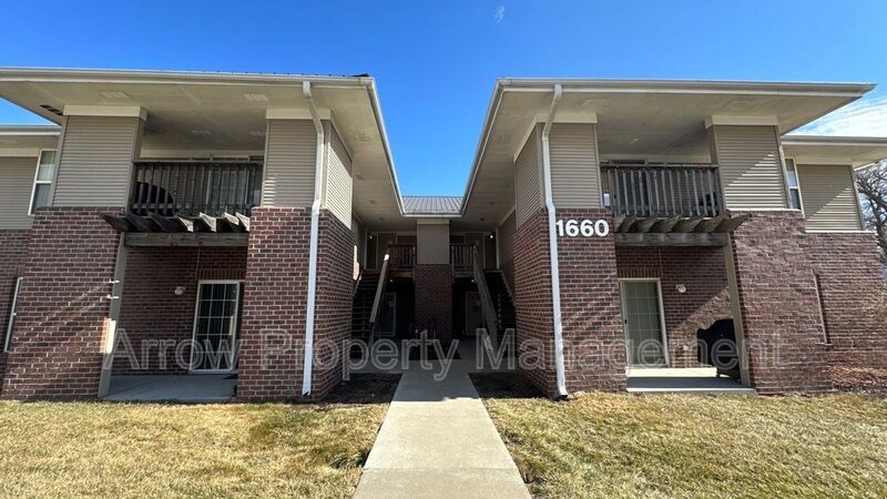 Primary Photo - 1660 Swanson Dr