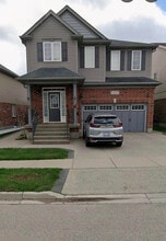 Building Photo - 355 Bamberg Crescent