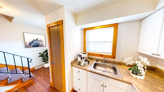 COCINA DECORADA VIRTUALMENTE - 250 S Durkin Dr