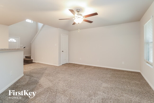 Building Photo - 25613 Roy Rogers Ct