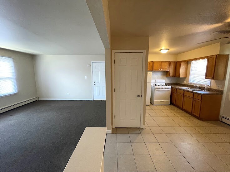 2111 135th Pl Unit 5C, Blue Island, IL 60406 Condo for Rent in Blue