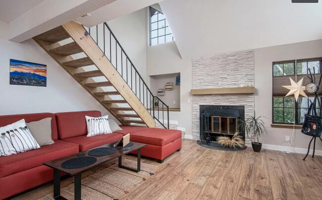 Foto del edificio - 5920 Gunbarrel Ave