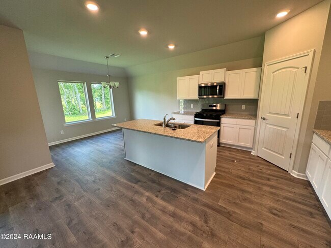 Foto del edificio - 119 Hl Vw Dr