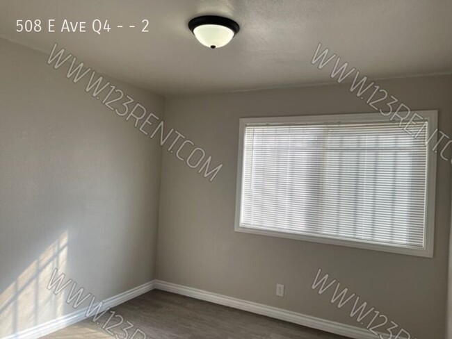 Foto del edificio - 2BD/ 1BTH Apartment East Palmdale