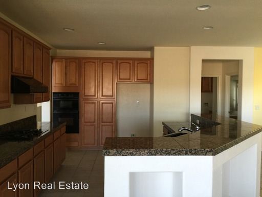 Building Photo - 1381 Souza Dr