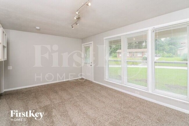 Foto del edificio - 2206 Fairway Cir SW