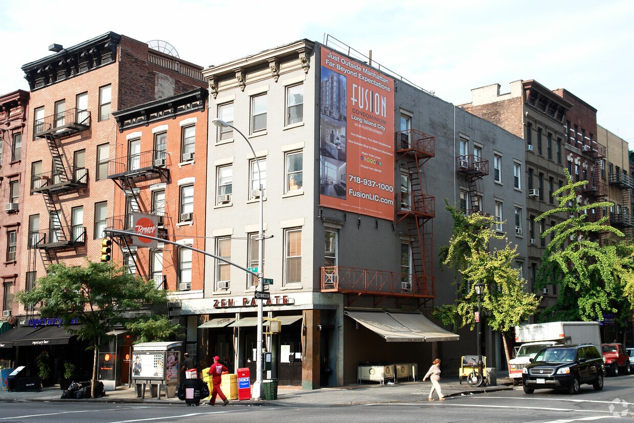 Building Photo - 663 Ninth Ave