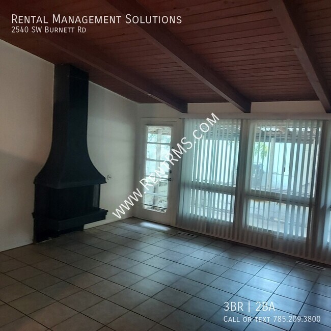 Foto del edificio - 2540 SW Burnett Rd