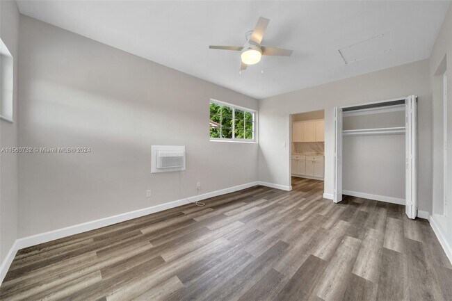 Foto del edificio - 8275 SW 41st St