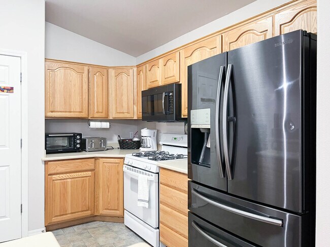 Foto del edificio - 6004 E 43rd Ave
