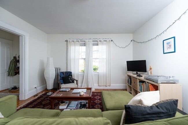 Building Photo - 55 E Squantum St