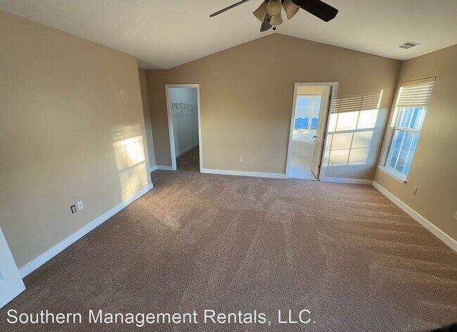 Foto del edificio - 4 br, 3.5 bath House - 7738 Grand Lake Drive