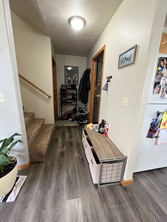 Foto del edificio - 3 Bed/2 Bath Apartment in Sioux Falls!