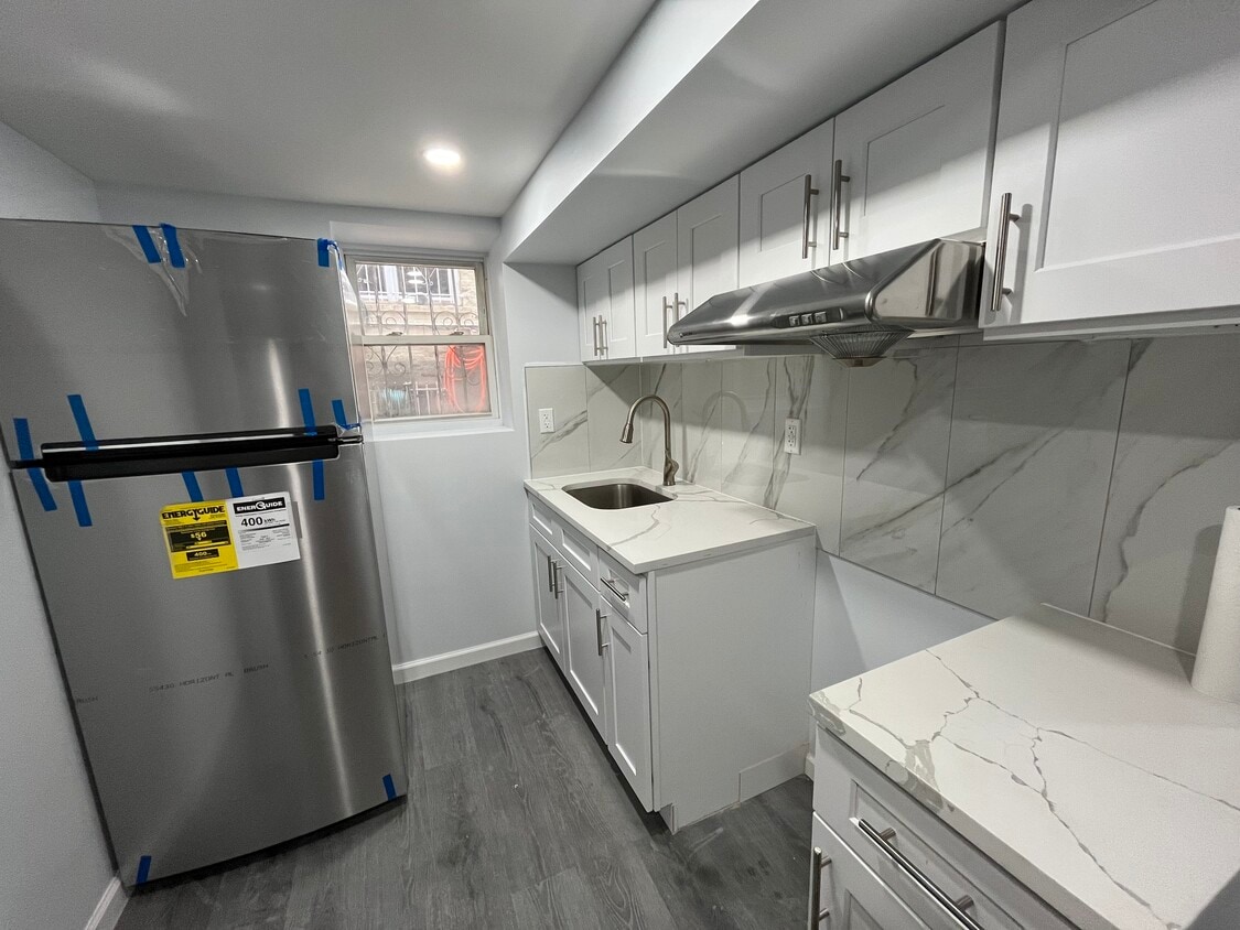 7911 32nd Ave, East Elmhurst, NY 11370 - House Rental in East Elmhurst ...