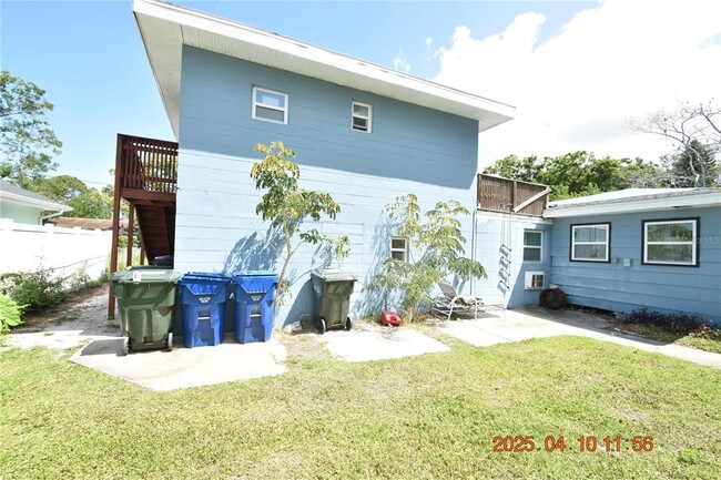 Building Photo - 419 Stremma Rd