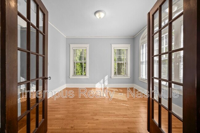 Foto del edificio - 1508 Gale Ln