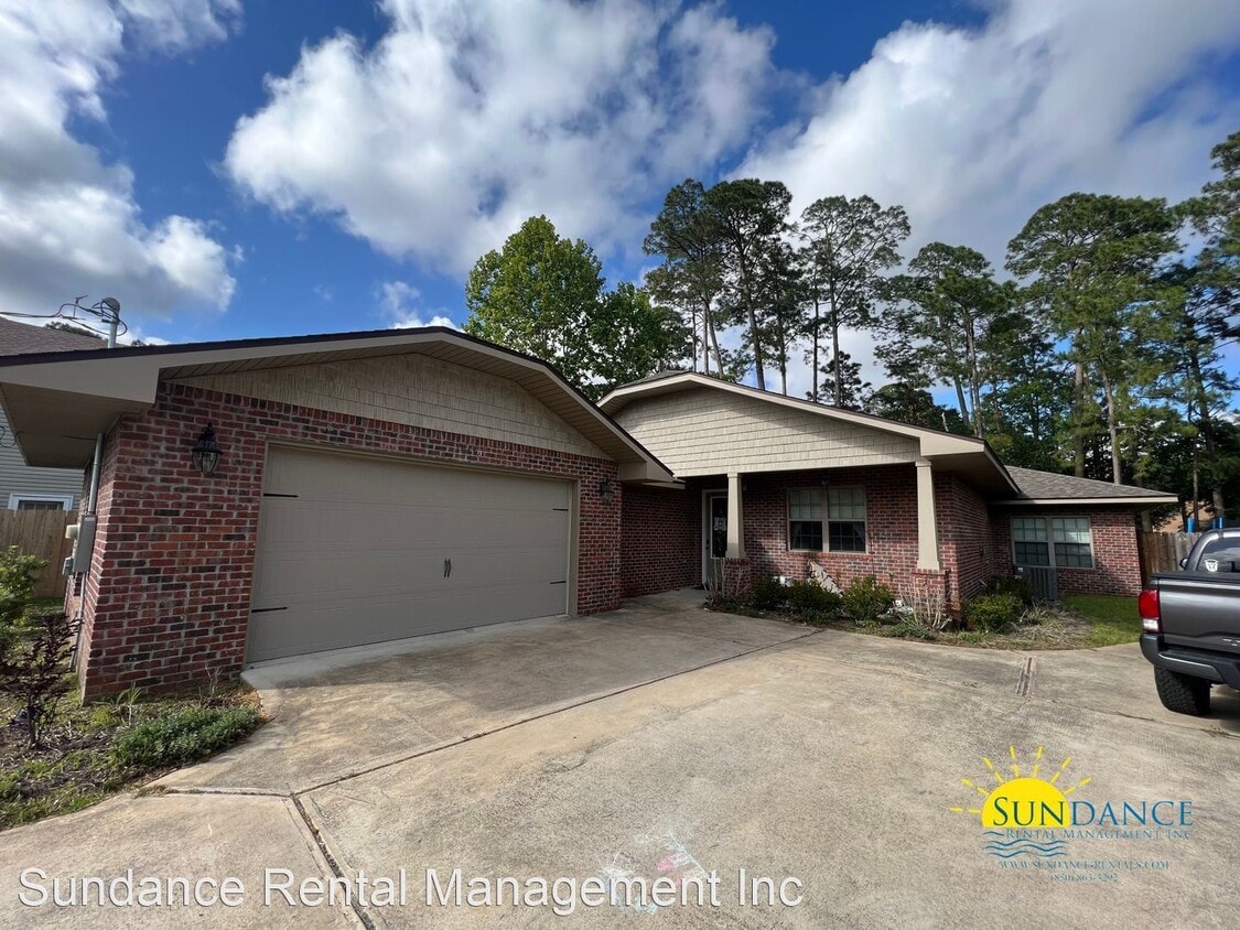 Primary Photo - 4 br, 3 bath House - 1015 A Creel Street