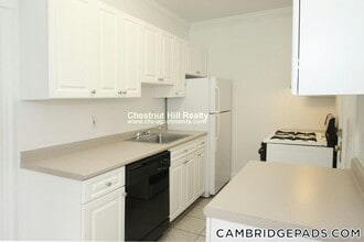 Building Photo - 18 Chauncy St