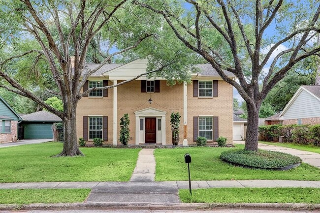 Building Photo - 12523 Briar Forest Dr