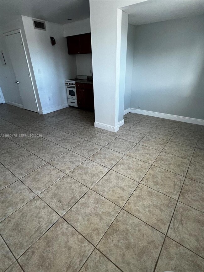 Foto del edificio - 5769 SW 72nd St