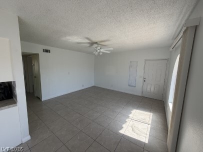 Foto del edificio - 1364 Pattee Cir