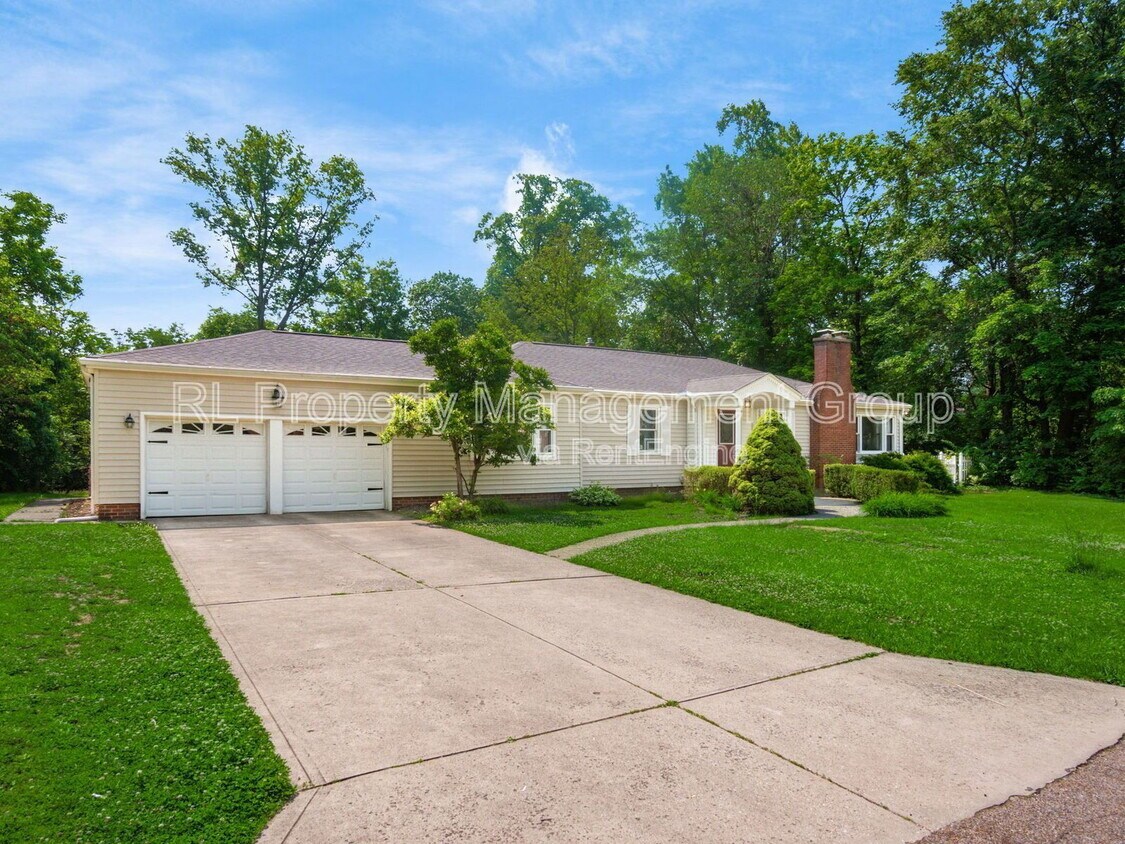 Foto principal - 2517 Minerva Lake Rd