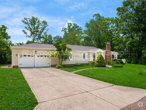 Building Photo - 2517 Minerva Lake Rd