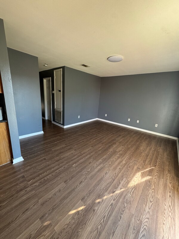 Building Photo - 4019 Jupiter Dr