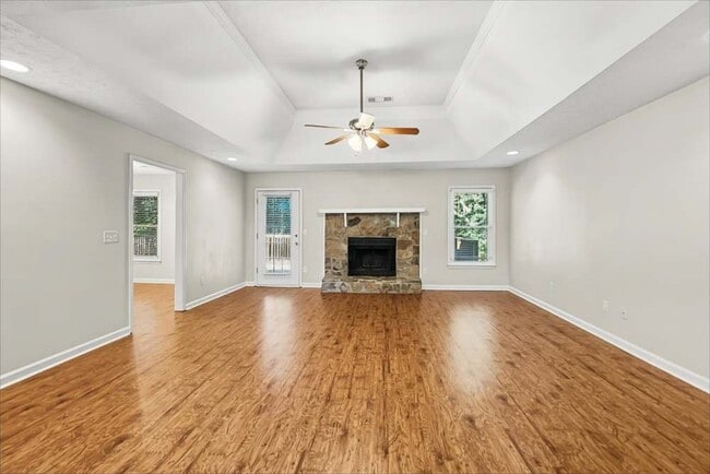 Building Photo - 730 Wilkes Dr