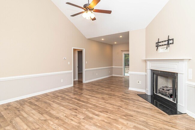 Foto del edificio - 103 Calabash Ct