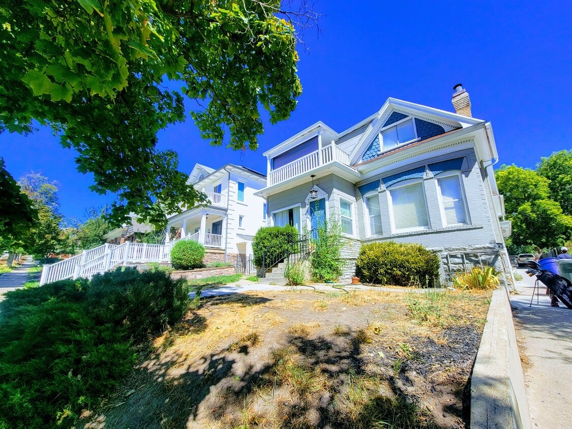 Photo - 324 L Street East Unit