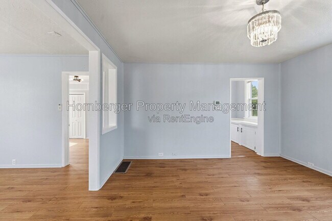 Foto del edificio - 3502 E Jackson Ave