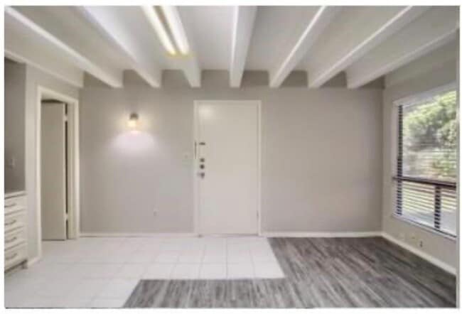 Building Photo - 5914 Lago Vista Way