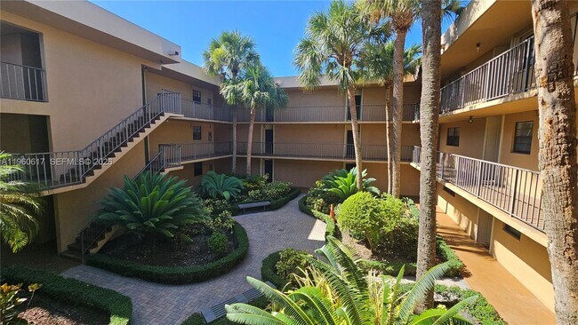 Foto del edificio - 10425 SW 112th Ave